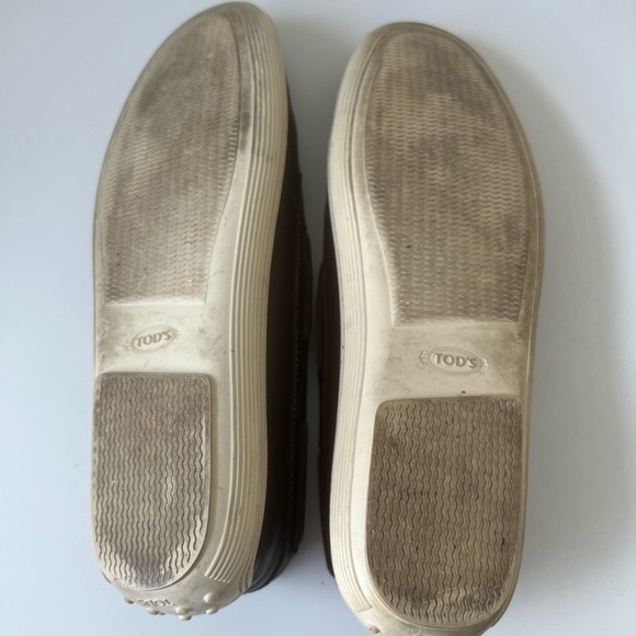 - Tod’s Men’s Driving Loafer. Excellent condition! Size 11 main image 5